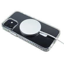 Carregar imagem no visualizador da galeria, Capa Transparente iPhone 13 Pro Max com MagSafe
